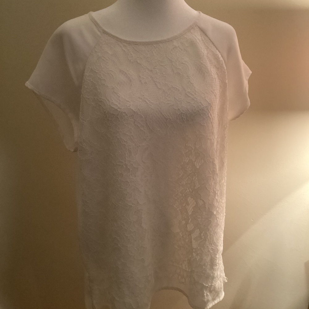 Chico’s lace covered blouse size 2 (L)